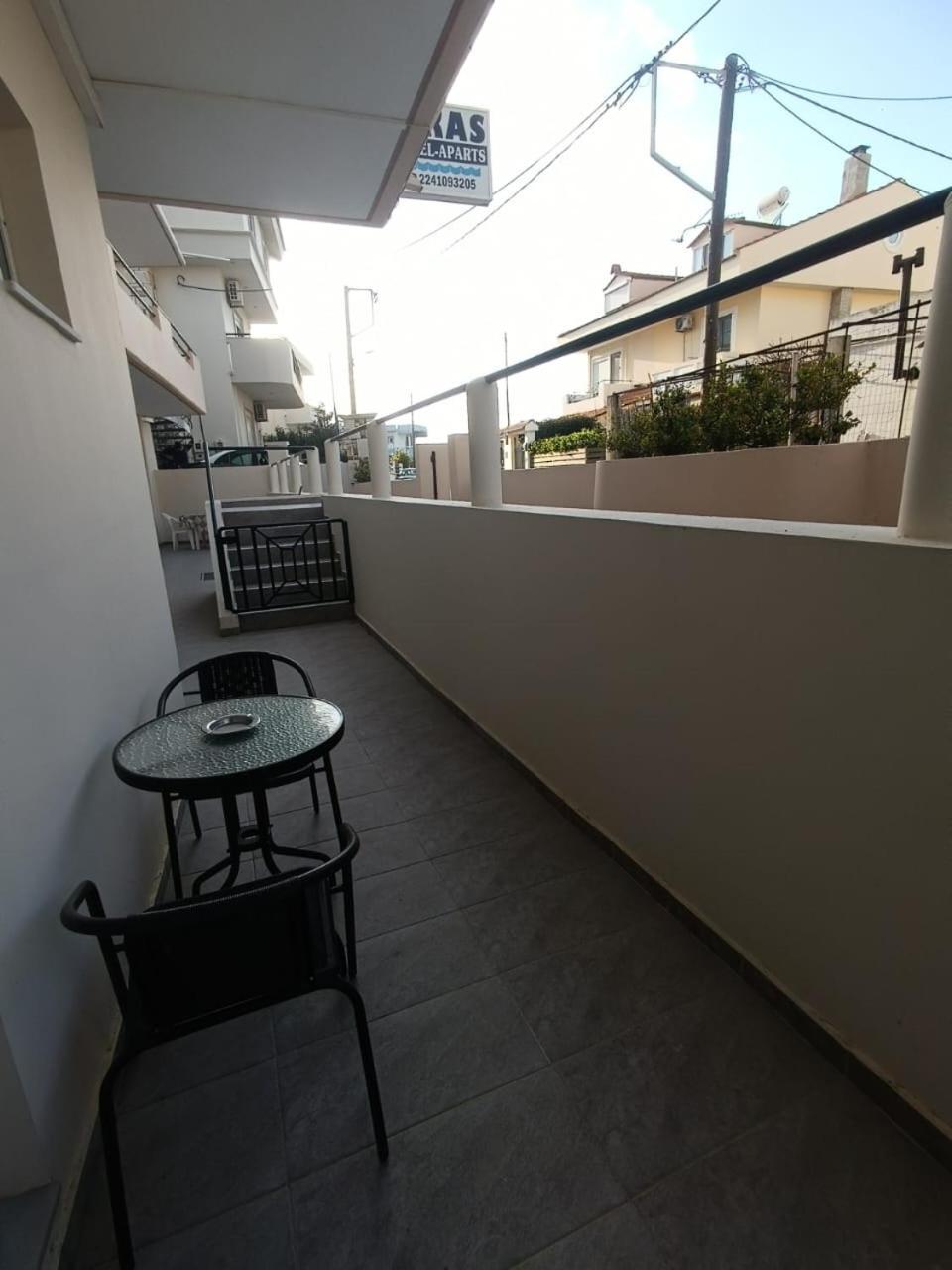 Iskas Apartments Ialisos Exterior foto