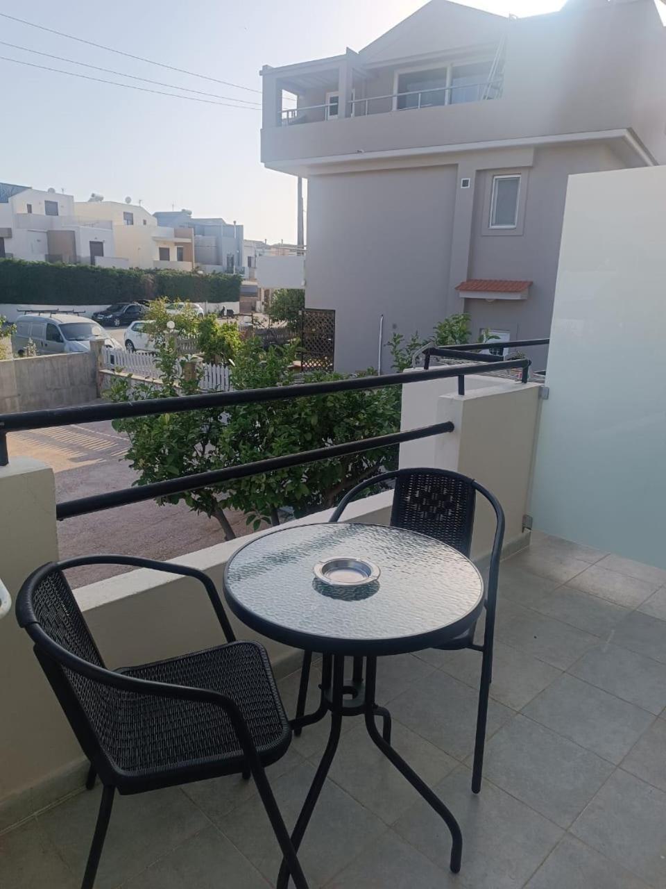 Iskas Apartments Ialisos Exterior foto
